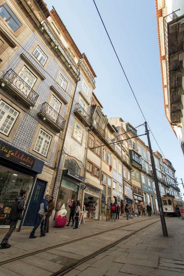 Porto And Clerigos Views By Porto City Hostsアパートメント エクステリア 写真